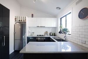 declutter before selling